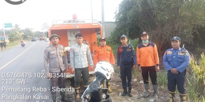 Pemadaman Kebakaran Lahan di Kec. Seberida